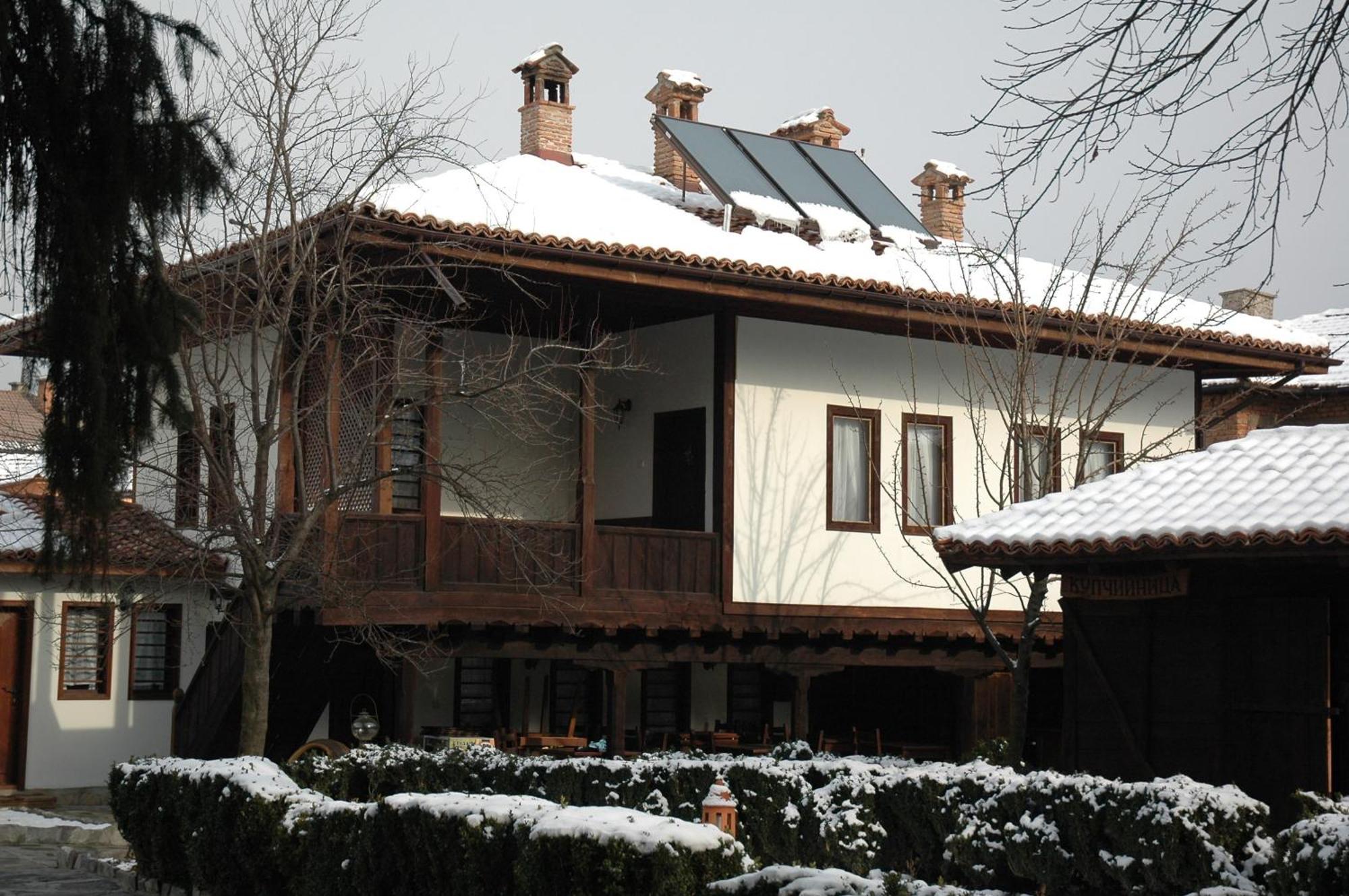 Djudjeva Kyshta Hotel Panagjurischte Exterior foto