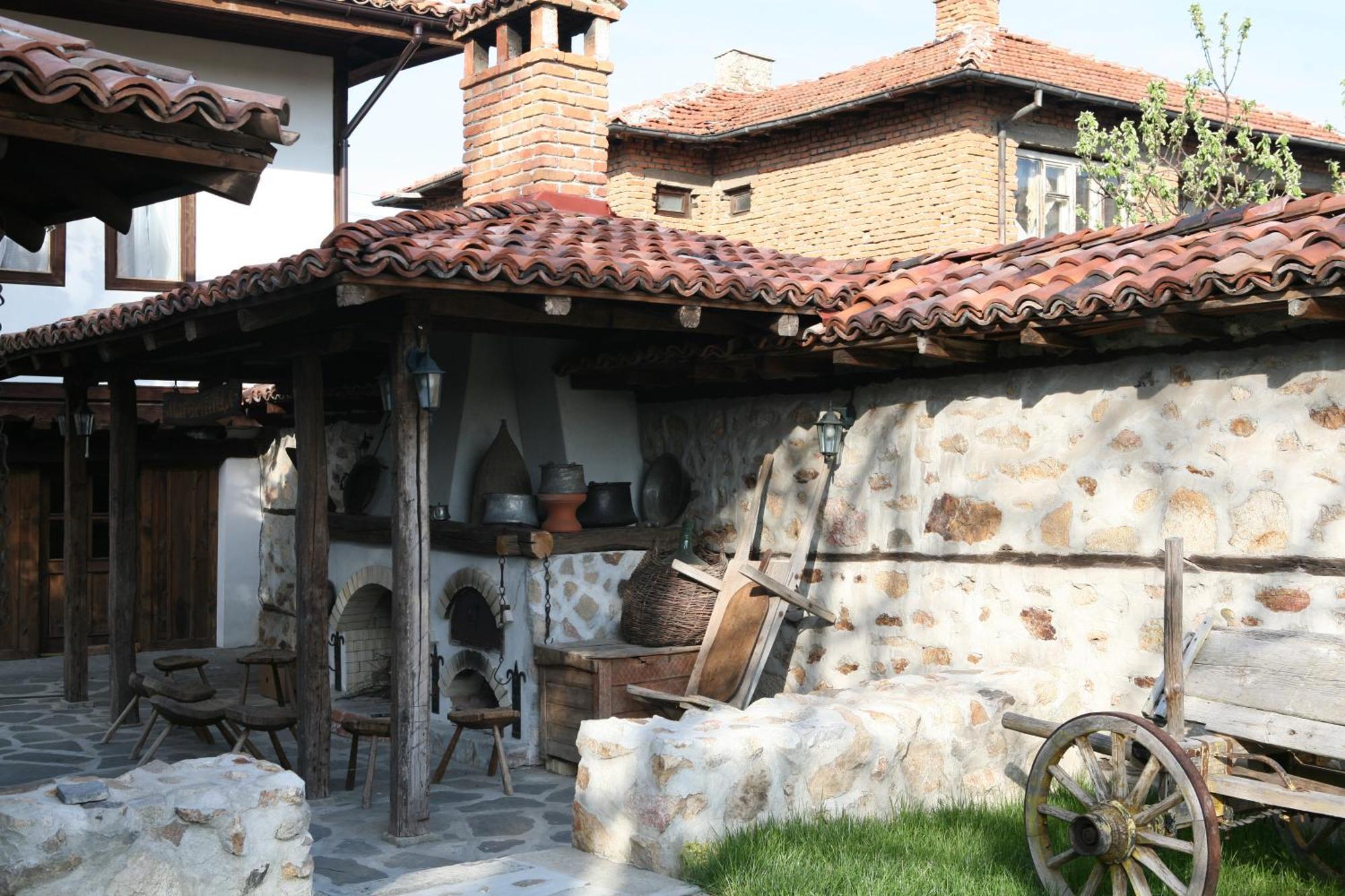 Djudjeva Kyshta Hotel Panagjurischte Exterior foto